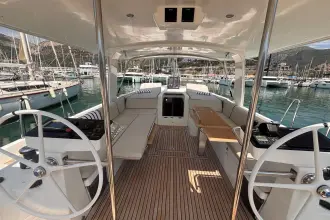 Thumbnail von Beneteau Oceanis Yacht 54