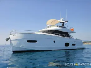 Azimut Magellano 53