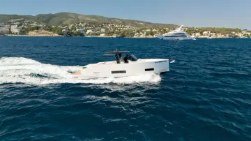 Thumbnail von De Antonio Yachts D42 Open DEJA VU