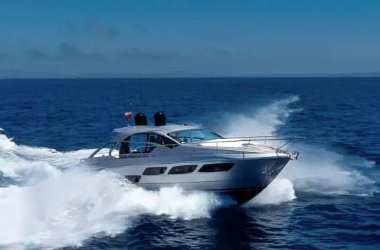 Pershing 5X POLAR