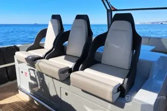Thumbnail von De Antonio Yachts D36 Open Infinity