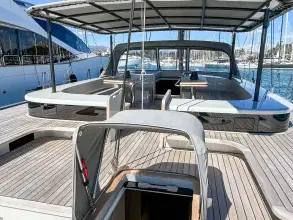 Thumbnail von Y Yachts Y8 KING CHARLES III