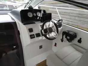 Thumbnail von Sealine S330
