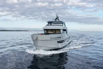 Thumbnail von Outer Reef Yachts 780 Adventure