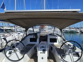 Thumbnail von Jeanneau Sun Odyssey 410 sunrise