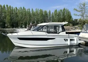 Jeanneau Merry Fisher 895 New Arrival