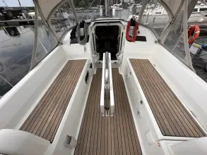Thumbnail von Beneteau Oceanis 30.1