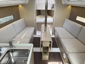 Thumbnail von Beneteau Oceanis 30.1