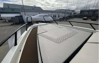 Thumbnail von Navan C30