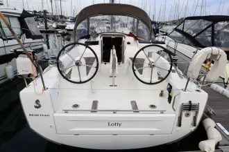 Thumbnail von Beneteau Oceanis 30.1 Lotty