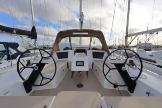Thumbnail von Dufour 390 Sea Essay