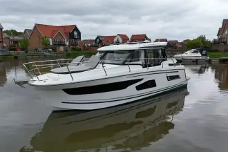 Jeanneau Merry Fisher 1095 Coupé