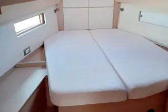 Thumbnail von Beneteau Oceanis 40.1