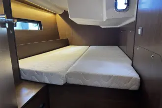 Thumbnail von Beneteau Oceanis 40.1