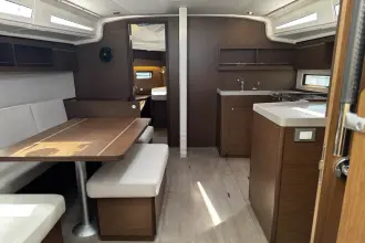 Thumbnail von Beneteau Oceanis 40.1