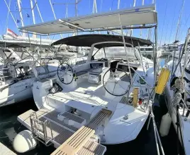 Thumbnail von Beneteau Oceanis 48