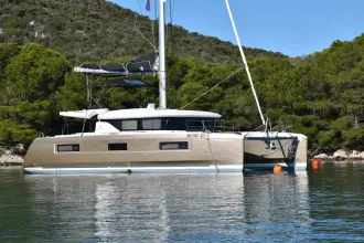 Thumbnail von Beneteau Lagoon 46 06-00716