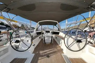 Thumbnail von Beneteau Oceanis 48