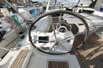 Thumbnail von Beneteau Oceanis 48