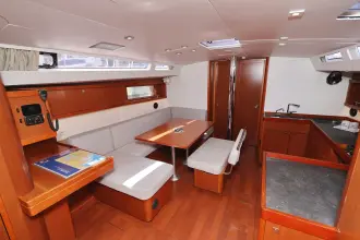 Thumbnail von Beneteau Oceanis 48