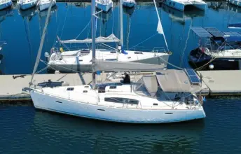 Thumbnail von Beneteau Oceanis 43