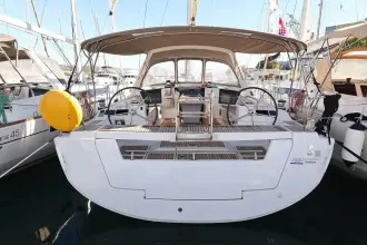 Thumbnail von Beneteau Oceanis 45