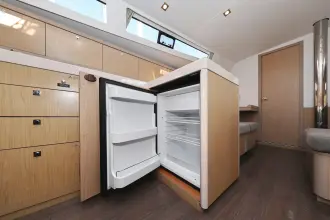 Thumbnail von Beneteau Oceanis 45