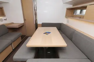 Thumbnail von Beneteau Oceanis 45