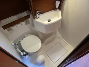 Thumbnail von Beneteau Oceanis 51.1