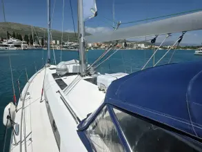 Thumbnail von Beneteau Oceanis 51.1