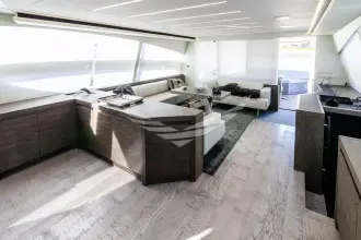 Thumbnail von Pershing 82
