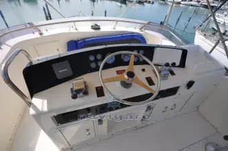 Thumbnail von Hatteras 38 SF