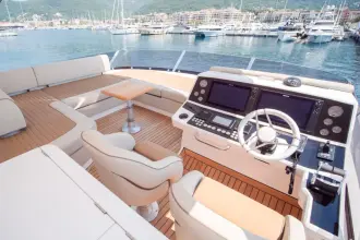 Thumbnail von Sunseeker 76 Yat