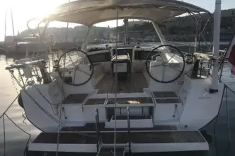 Thumbnail von Beneteau Oceanis 48