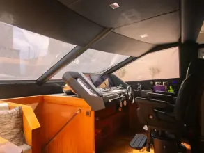 Thumbnail von Sunseeker 86 Yat AINO A
