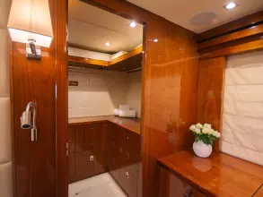 Thumbnail von Sunseeker 86 Yat AINO A
