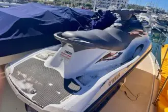 Thumbnail von Hatteras 65 Convertible