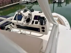 Thumbnail von Boston Whaler 370 Outrage