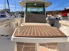 Thumbnail von Boston Whaler 370 Outrage