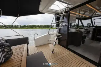 Thumbnail von Cobra Futura 36 Premium Fly Cobra Yachts Futura 36 Premium Fly