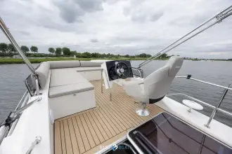 Thumbnail von Cobra Futura 36 Premium Fly Cobra Yachts Futura 36 Premium Fly
