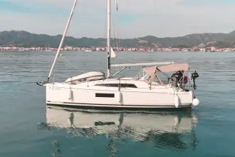 Thumbnail von Beneteau Oceanis 30.1 LIMA