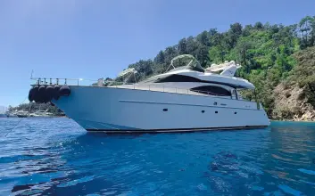 Azimut 70 Oliveto