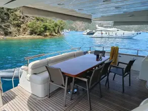 Thumbnail von Azimut 70 Oliveto