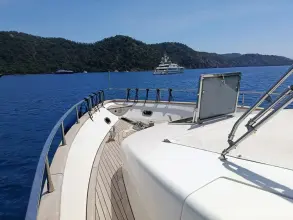 Thumbnail von Azimut 70 Oliveto