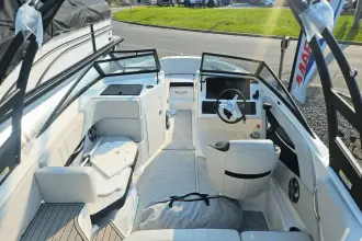 Thumbnail von Sea Ray 19 SPX