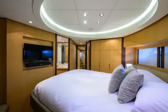 Thumbnail von Pershing Express Cruiser Miura