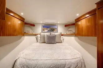 Thumbnail von Viking 62 Convertible On the Edge III