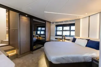 Thumbnail von Azimut 50 Azure