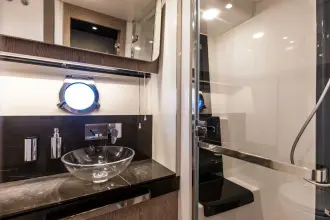 Thumbnail von Azimut 50 Azure